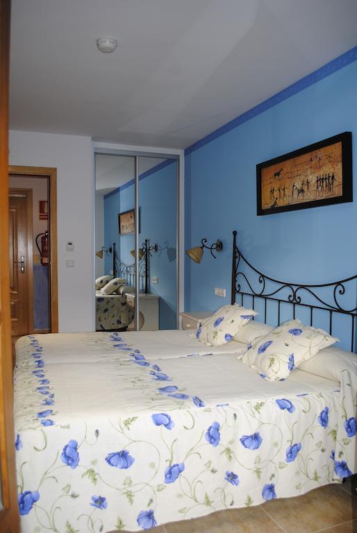 Hotel Rural La Corte De Los Pinares Vinuesa Room photo